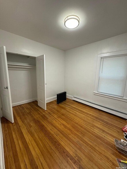 Building Photo - 94-10 76th St