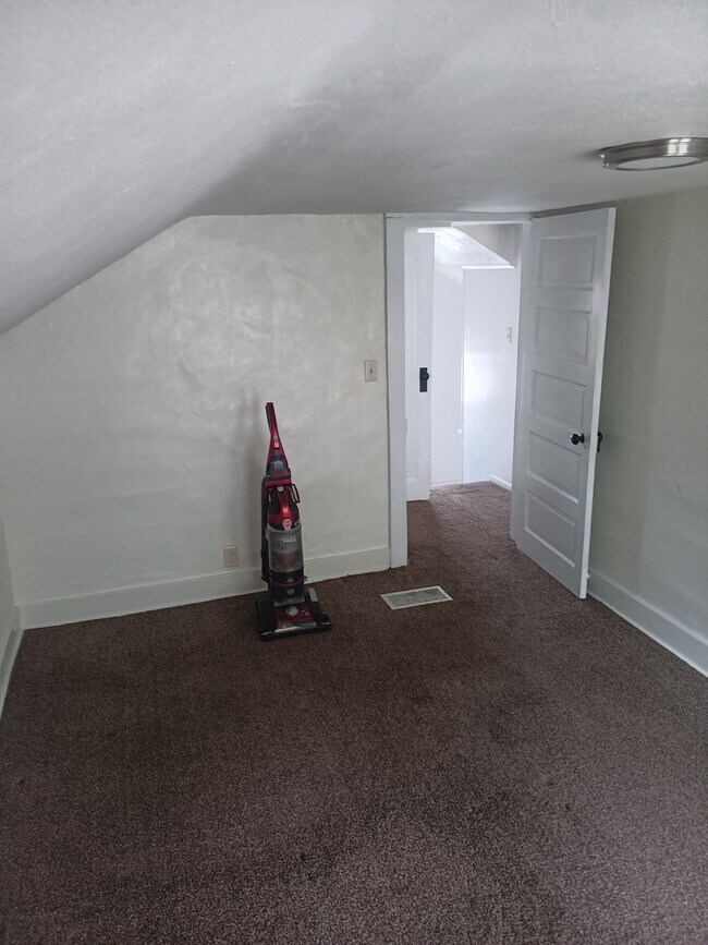 Building Photo - 111 Millers Ln