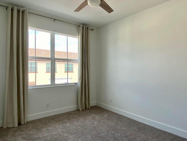 Building Photo - 5213 Beckman Ter