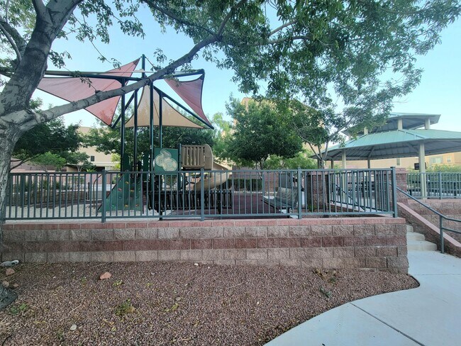 Parque comunitario - 3940 Zodiacal Light St