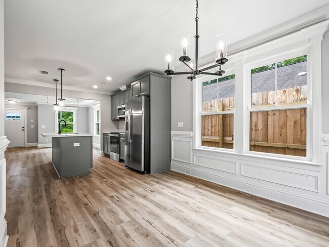 Foto del edificio - New 3 Bedroom, 2 Bathroom Home Available Now!