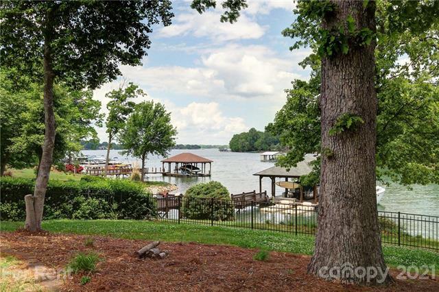 Foto principal - 4776 Burton Ln