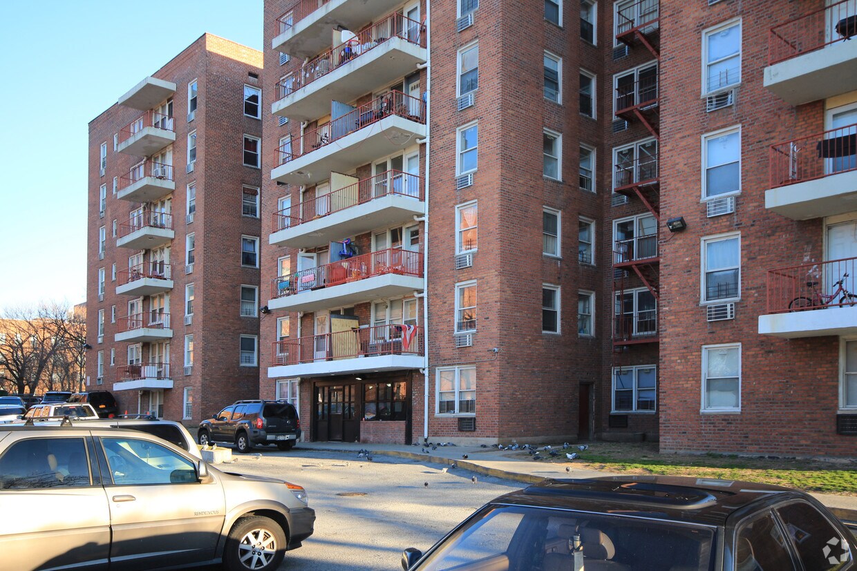 13 - 34 Caffrey ¡alejado - 13-34 Caffrey Ave