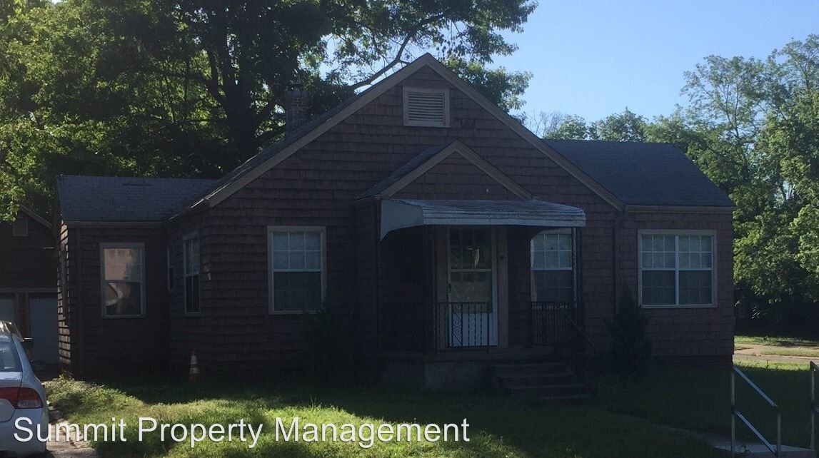 Primary Photo - 823 S Monroe St