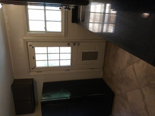 Building Photo - 6109 Greenmere Pl