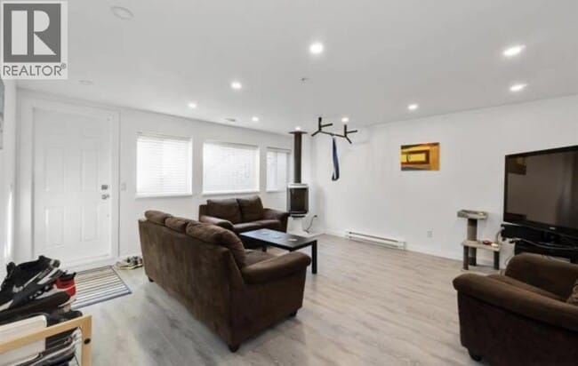 Building Photo - 24878-24108 108 Ave