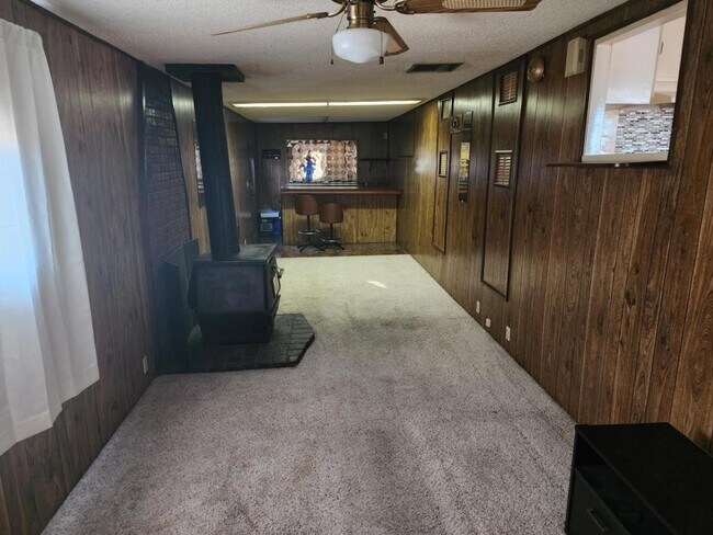 Building Photo - 9 Red Mesa Ave