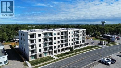 Building Photo - 12 Mill St W