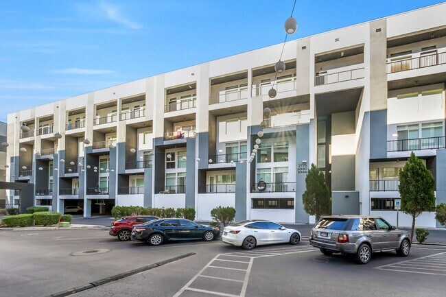 Foto del edificio - 2775 W Pebble Rd