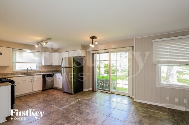 Foto del edificio - 8408 W 89th St