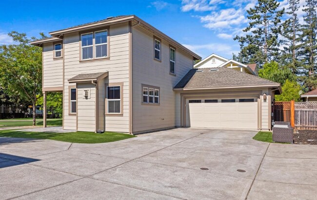 Foto del edificio - 2455 Prairie Ln