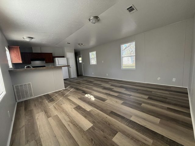 Building Photo - 4829 Wilkinson Way