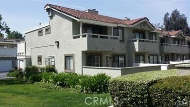Building Photo - 5446 Chippewa Ct