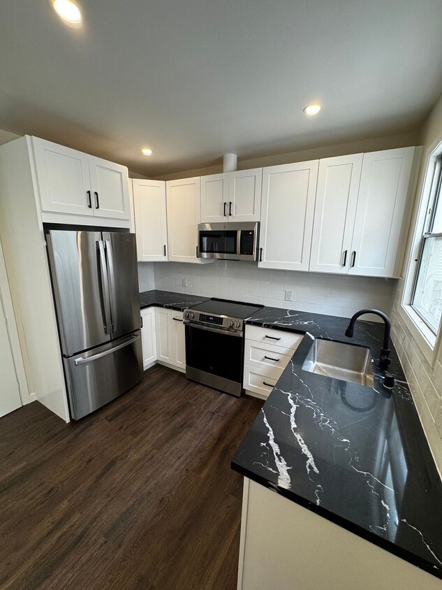 Primary Photo - 2966 26th St