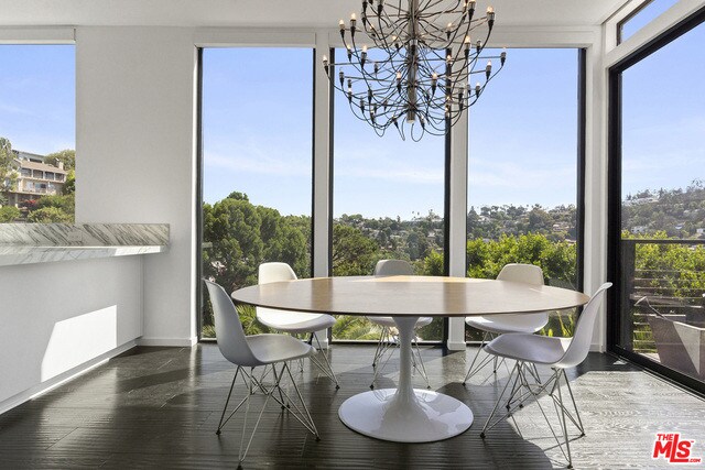 Foto del edificio - 3840 Clayton Ave