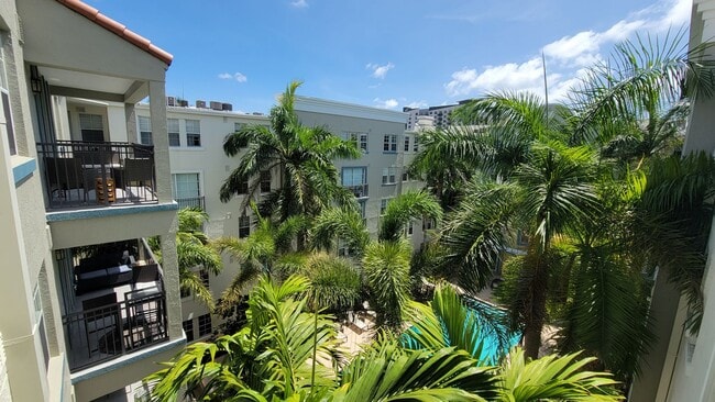 Luxury Condo On The Top Floor at Solé in Flagler Village - Luxury Condo On The Top Floor at Solé in Flagler Village