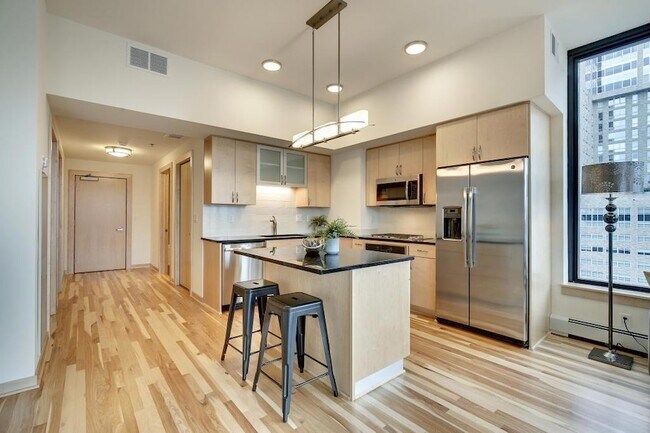 Foto del edificio - 740 Portland Ave