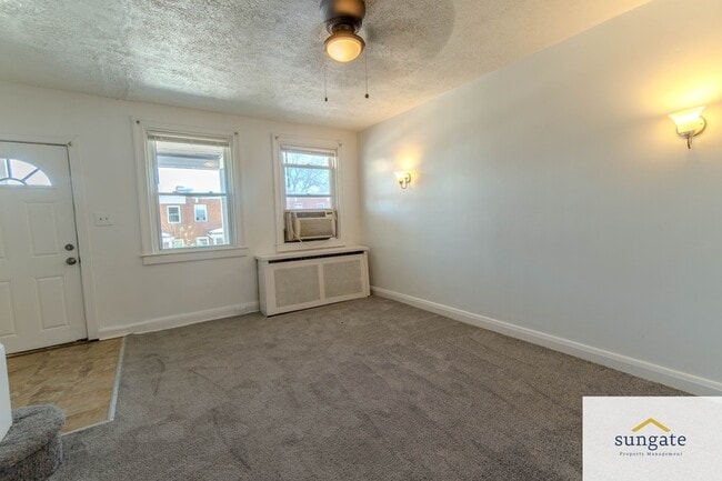 Building Photo - 2018 Griffis Ave