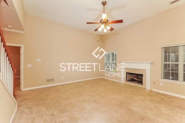 Foto del edificio - REDUCED!