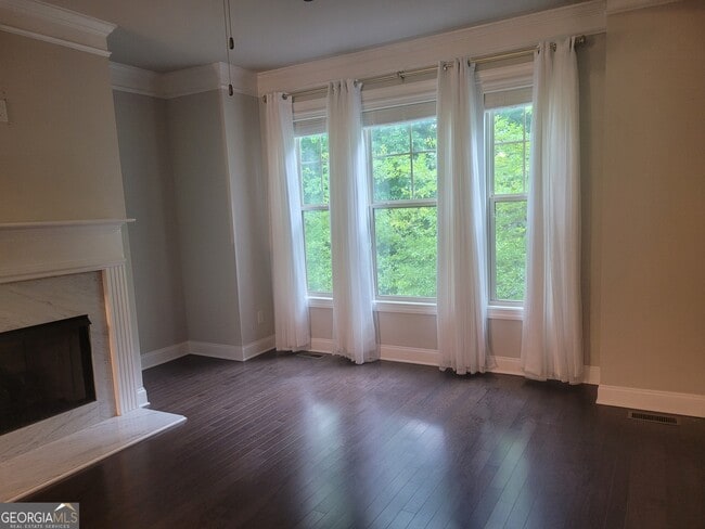 Building Photo - 4158 Butler Dr