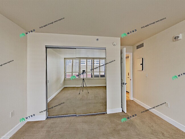 Building Photo - 450 N Arlington Ave