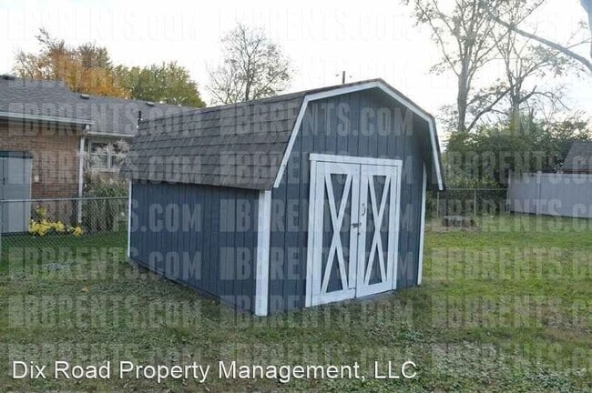 Building Photo - 3 br, 2.5 bath House - 3010 Grand Avenue,