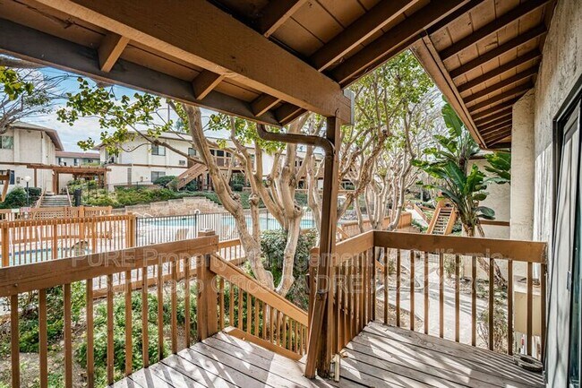 Foto del edificio - 6386 Rancho Mission Rd