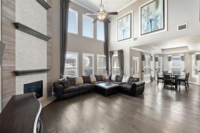 Building Photo - 8501 High Summit Ln