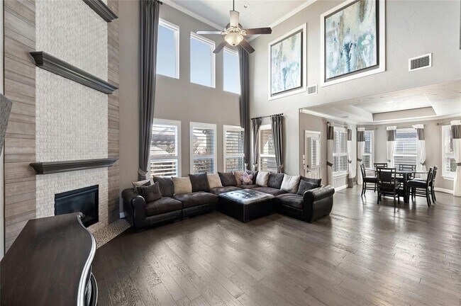 Foto del edificio - 8501 High Summit Ln