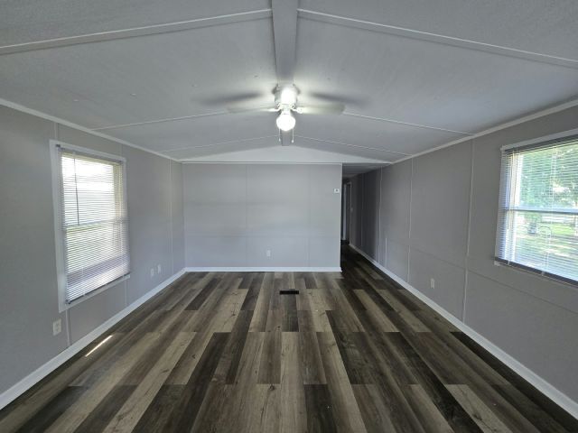 Building Photo - 1325 Wenlon Dr