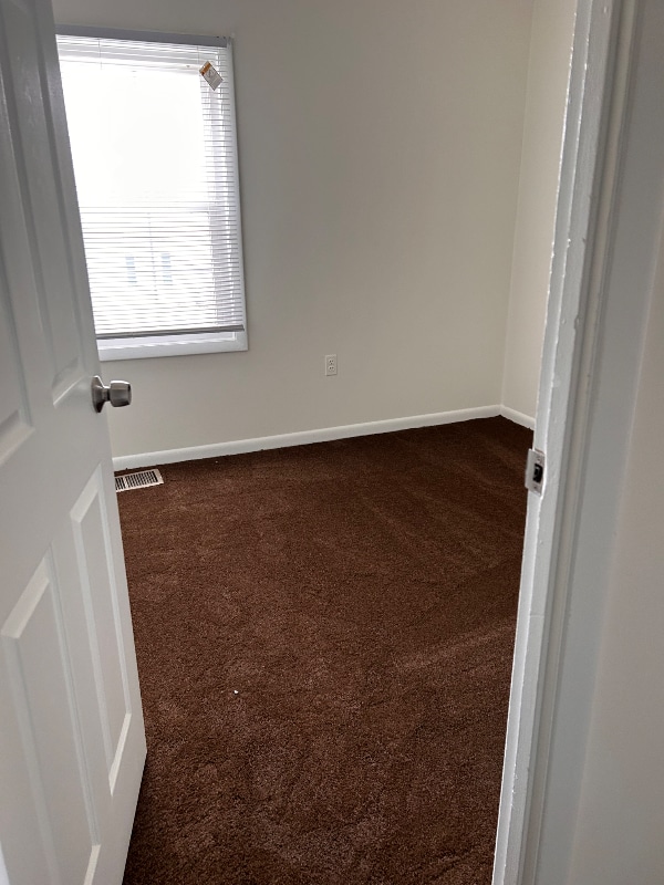 Foto del edificio - 9225 Bridle Path Ln