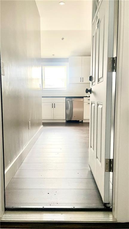 Foto del edificio - 216 Maple Ave