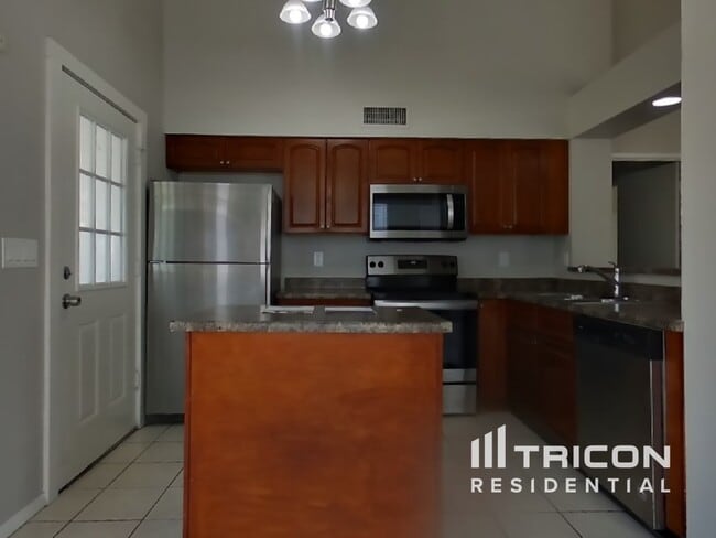 Foto del edificio - 20840 N 21st Ave