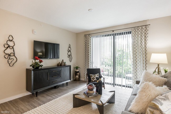 Foto del edificio - 2530 NW 84th Ave