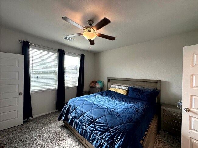Foto del edificio - 7076 Silverleaf Oak St