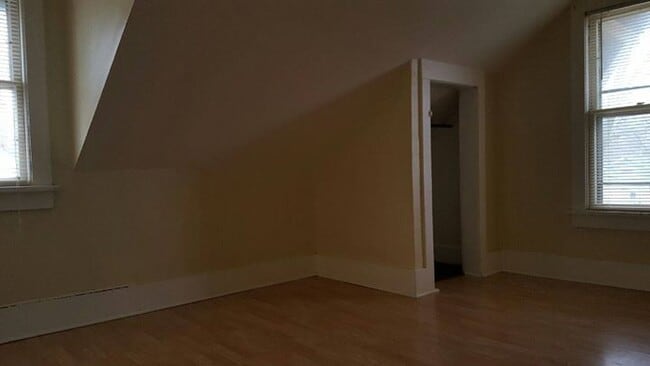 Building Photo - 729 Dawson St