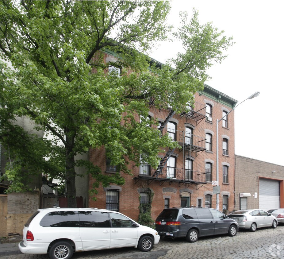 Foto principal - 312 Water St