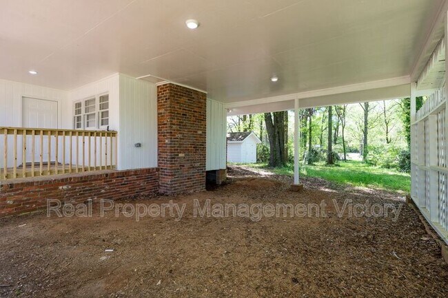 Foto del edificio - 240 Melton St