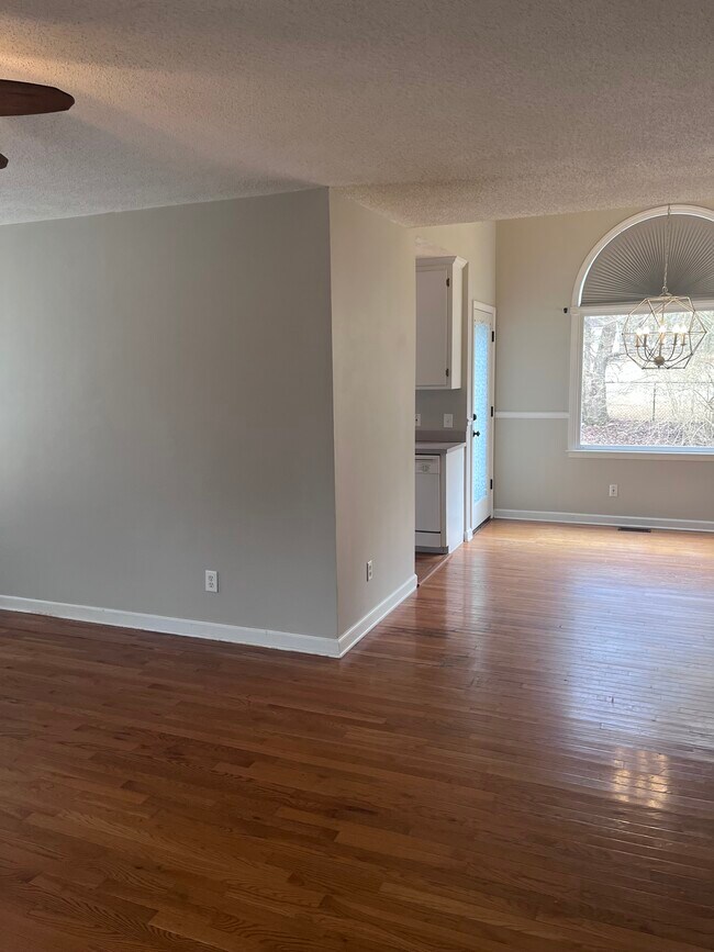 Foto del edificio - 218 Brookfield Cir