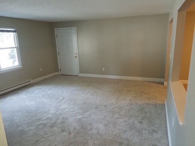 Foto del edificio - 17 Anderson Ave