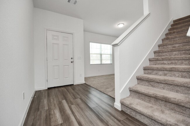 Foto del edificio - 4910 Highland Spgs Dr