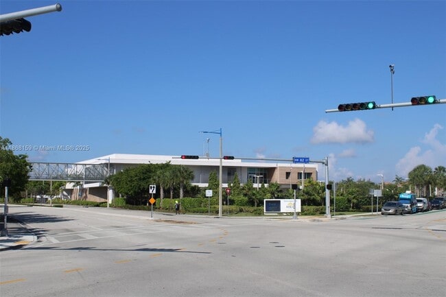 Foto del edificio - 11202 NW 83rd St