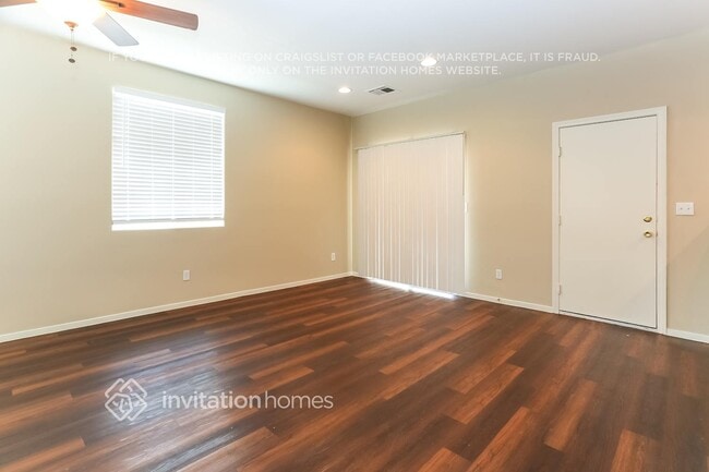 Building Photo - 7920 Violet Dawn St