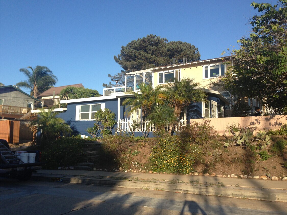 Primary Photo - 2175 Guizot St
