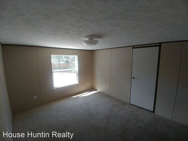 Building Photo - 2 br, 2 bath House - 16433 RAMONA LANE