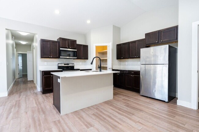 Foto del edificio - 3412 E Aster St