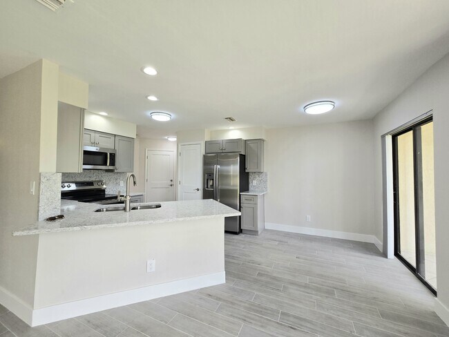 Building Photo - 7170 Golden Eagle Ct