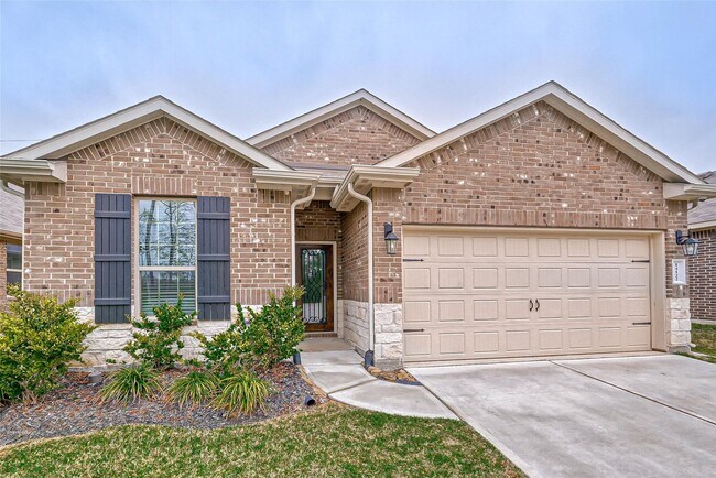 Foto del edificio - 14122 Silver Falls Ct