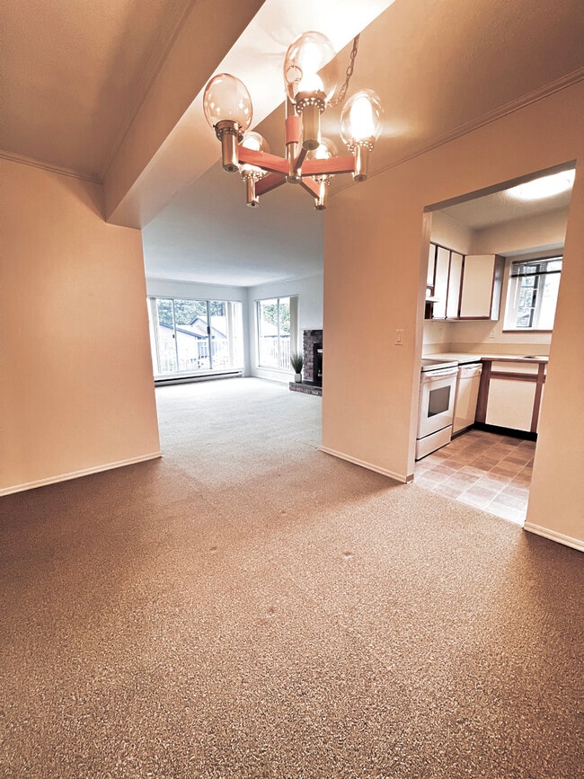 Entry - 1001 Ridgeway Av