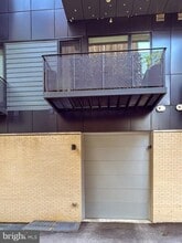 Building Photo - 602 N 5th St